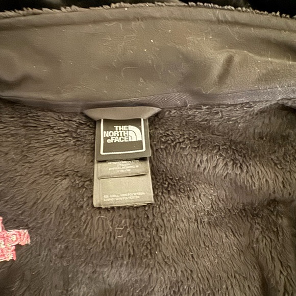 The North Face Black Fleece Jacket - Picture 3 of 3